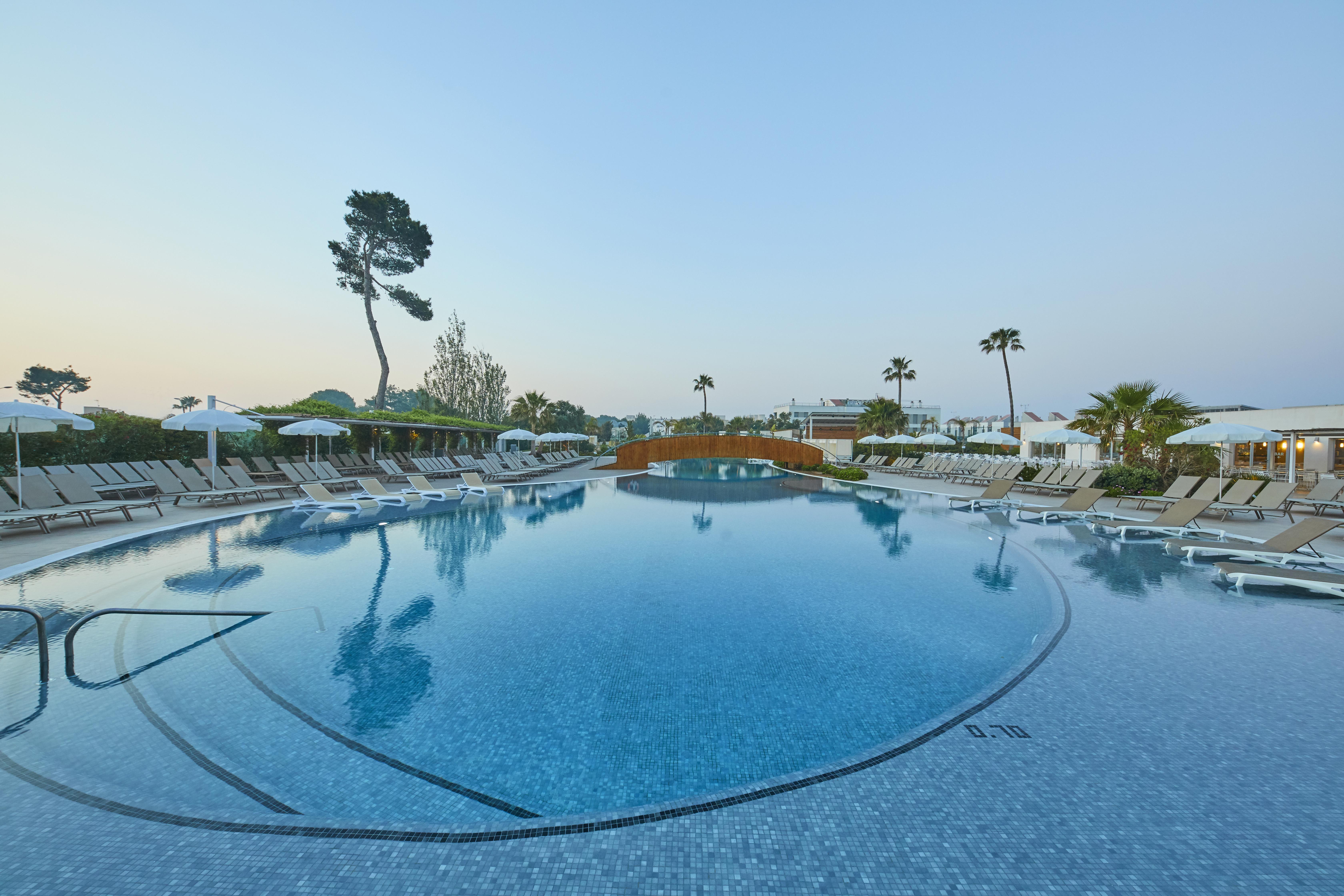 Bg Tonga Tower Hotel Can Picafort  Exterior photo